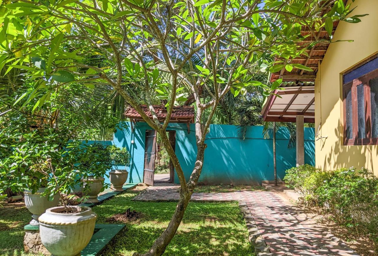 Bed and Breakfast Yala Golden Wild Tissamaharama Exterior foto