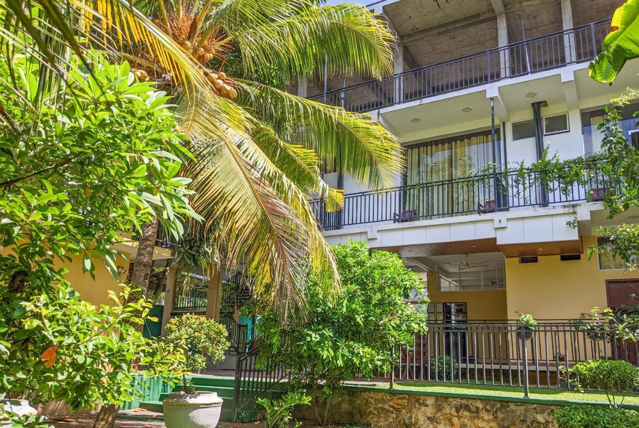 Bed and Breakfast Yala Golden Wild Tissamaharama Exterior foto