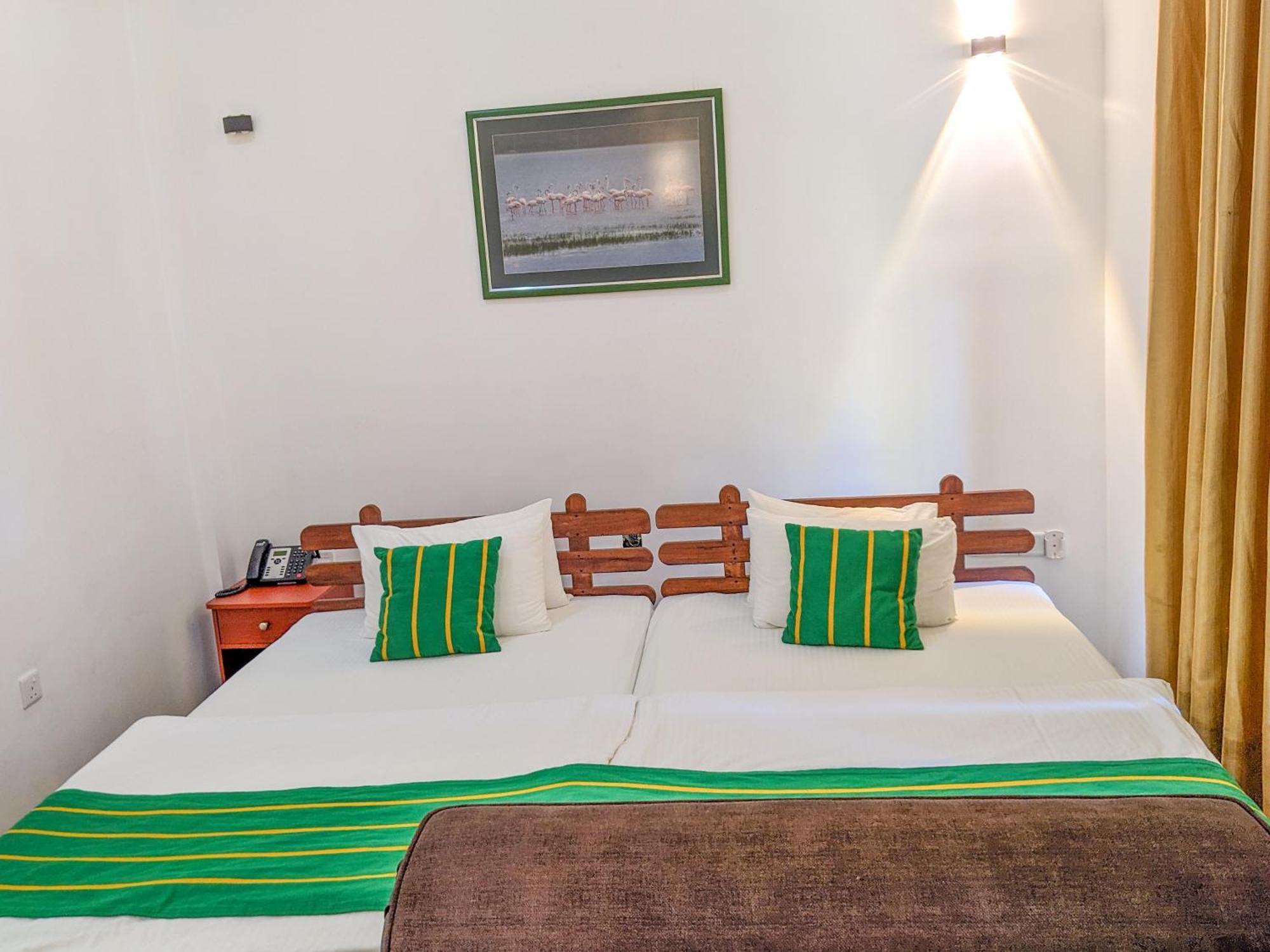 Bed and Breakfast Yala Golden Wild Tissamaharama Exterior foto